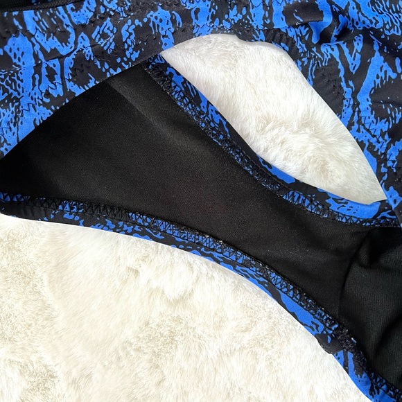 Shade & Shore Snakeskin Mesh Detailing Blue and Black One Piece Swimsuit Size S - Picture 9 of 13